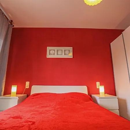 Apartment Living Park - Only Families *