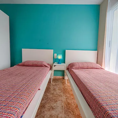 Litoral Costa Dorada - Living Park Only Families Apartment *