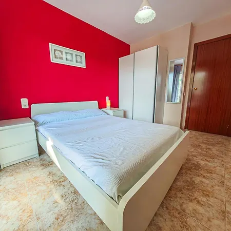 Litoral Costa Dorada - Living Park Only Families Apartment