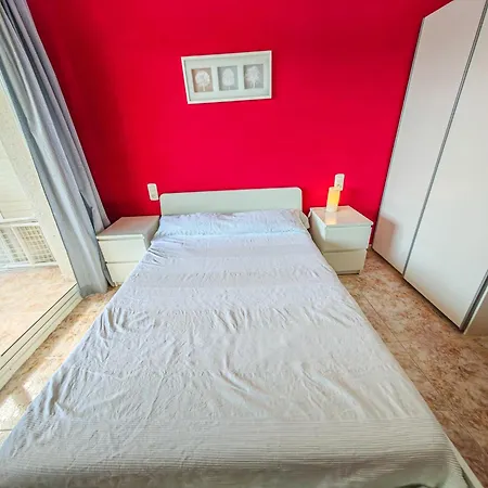 Litoral Costa Dorada - Living Park Only Families Apartment