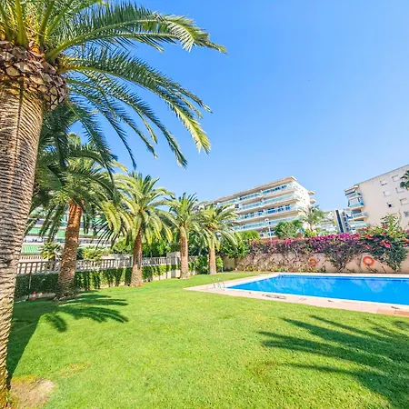 Litoral Costa Dorada - Living Park Only Families