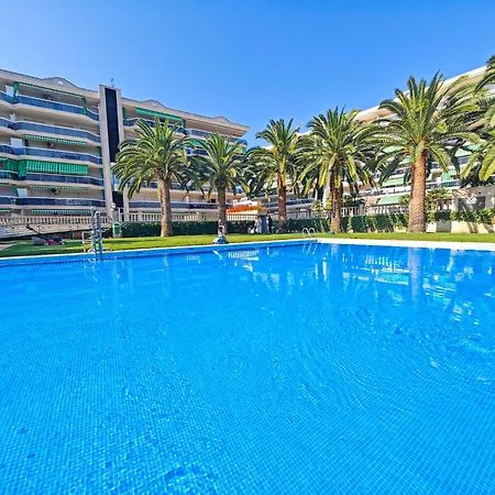 Litoral Costa Dorada - Living Park Only Families Apartment