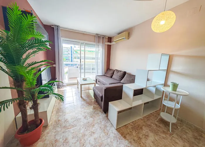 Litoral Costa Dorada - Living Park Only Families