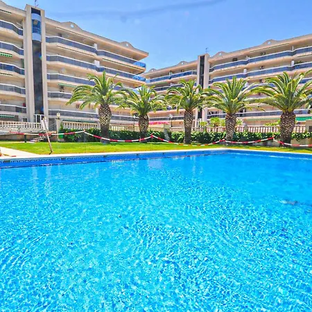 Living Park - Only Families * Salou
